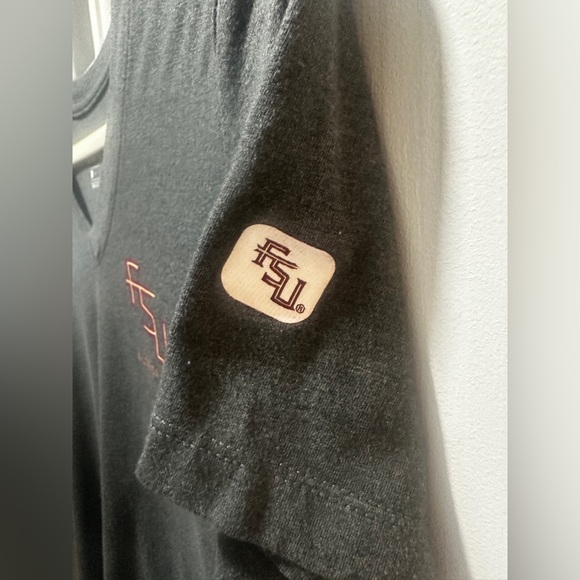 Nike Women’s Florida State V-Neck Tee - Picture 4 of 5